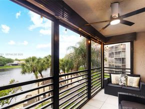 1101 Colony Point Cir 301, Pembroke Pines FL 33026
