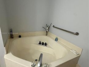 Undisclosed Address #A11952051, Sunrise FL 33322