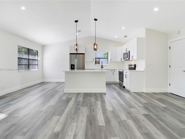 143 Greentree Circle, Jupiter FL 33458