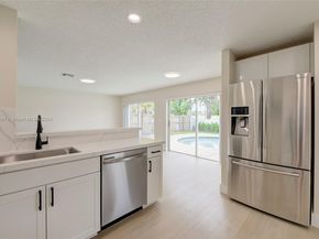 13377 NW 7th St, Plantation FL 33325