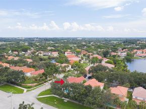 13377 NW 7th St, Plantation FL 33325