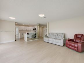 13377 NW 7th St, Plantation FL 33325