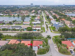 13377 NW 7th St, Plantation FL 33325