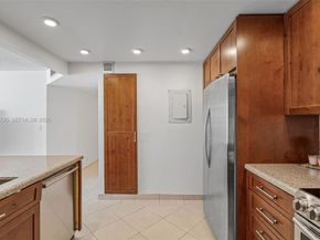 1865 Brickell Ave A1013, Miami FL 33129