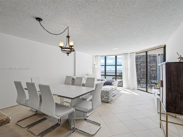 1865 Brickell Ave A1013, Miami FL 33129