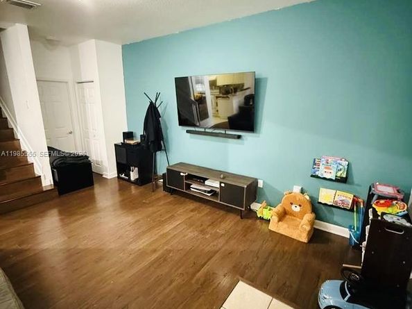 3624 NW 29th Pl, Lauderdale Lakes FL 33311