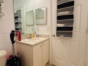 3624 NW 29th Pl, Lauderdale Lakes FL 33311