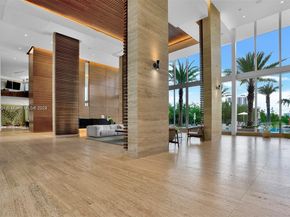 16385 Biscayne Blvd 421, North Miami Beach FL 33160