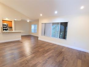 2420 NW 33rd St 1008, Oakland Park FL 33309