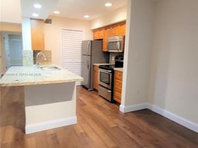 2420 NW 33rd St 1008, Oakland Park FL 33309