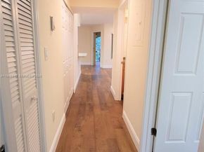 2420 NW 33rd St 1008, Oakland Park FL 33309