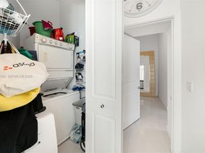 480 NE 30th St 501, Miami FL 33137