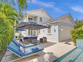 919 Adams St, Hollywood FL 33019