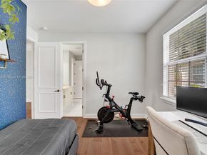 919 Adams St, Hollywood FL 33019