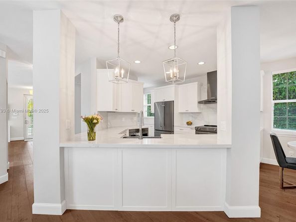 919 Adams St, Hollywood FL 33019