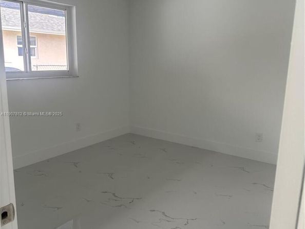 316 N 61st Ave, Hollywood FL 33024