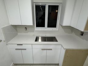 316 N 61st Ave, Hollywood FL 33024