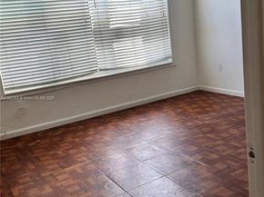 1475 NE 125th Ter 510B, North Miami FL 33161