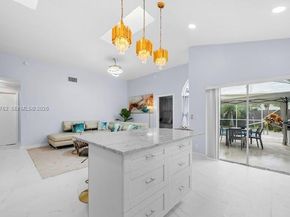 2002 Lake Breeze Ct, Wellington FL 33414