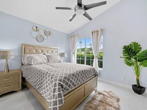 2002 Lake Breeze Ct, Wellington FL 33414