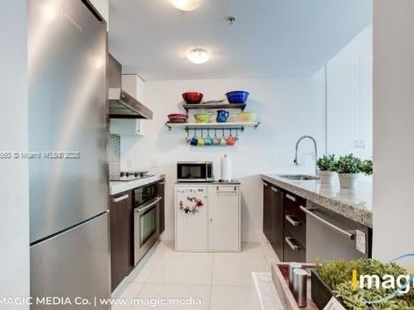 720 NE 62nd St 402, Miami FL 33138