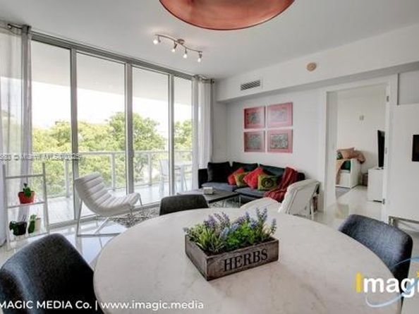 720 NE 62nd St 402, Miami FL 33138