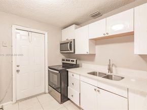 3140 NE 10th Ter, Pompano Beach FL 33064