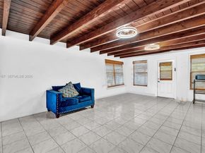 340 W 55th St, Hialeah FL 33012