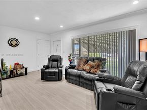 340 W 55th St, Hialeah FL 33012