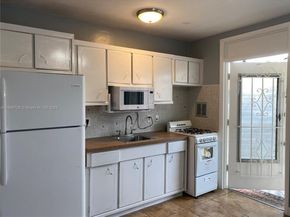 441 Collins Ave 27, Miami Beach FL 33139