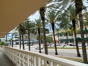 441 Collins Ave 27, Miami Beach FL 33139