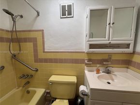 441 Collins Ave 27, Miami Beach FL 33139