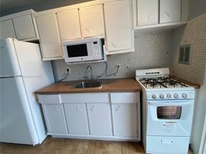 441 Collins Ave 27, Miami Beach FL 33139