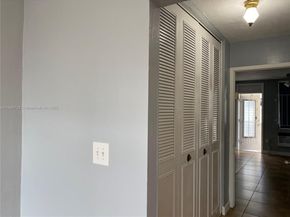 441 Collins Ave 27, Miami Beach FL 33139