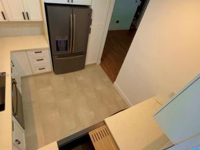 228 Riverwalk Cir, Sunrise FL 33326