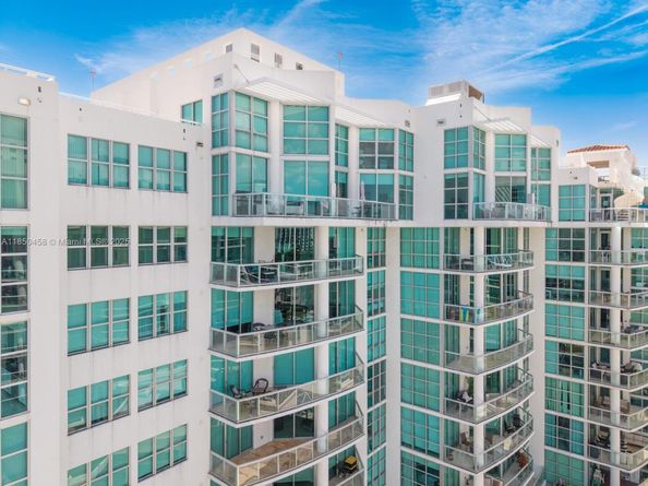 3131 NE 188th St 21103, Aventura FL 33180