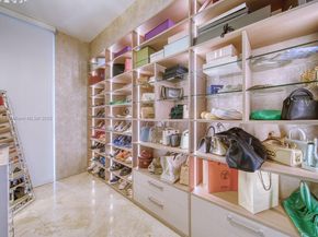 3131 NE 188th St 21103, Aventura FL 33180