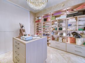 3131 NE 188th St 21103, Aventura FL 33180