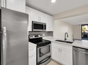 10401 W Broward Blvd 205, Plantation FL 33324