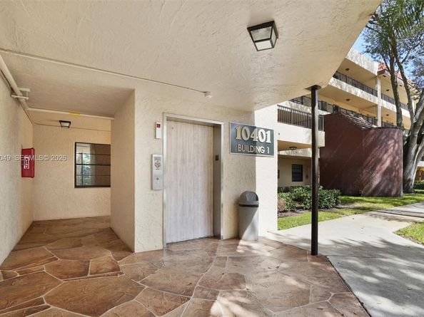 10401 W Broward Blvd 205, Plantation FL 33324