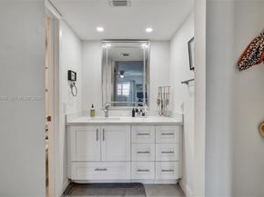 10401 W Broward Blvd 205, Plantation FL 33324