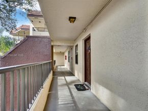 10401 W Broward Blvd 205, Plantation FL 33324