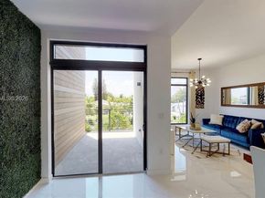 1501 N 17th Ave, Hollywood FL 33020