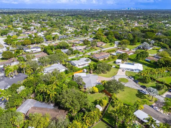 12920 SW 108th Place, Miami FL 33176