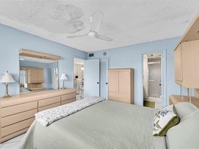 7960 N Sunrise Lakes Dr 311, Sunrise FL 33322