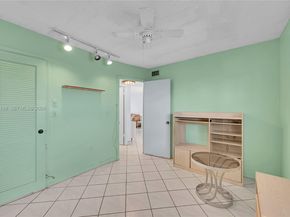 7960 N Sunrise Lakes Dr 311, Sunrise FL 33322