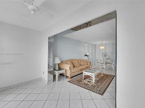 7960 N Sunrise Lakes Dr 311, Sunrise FL 33322