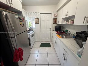 3361 SW 28th St, Miami FL 33133