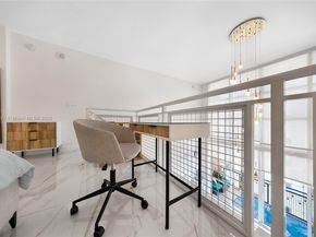253 NE 2nd St 427, Miami FL 33132