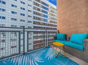 253 NE 2nd St 427, Miami FL 33132